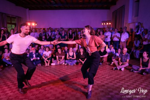 Limoges'Hop festival 2022

Partage libre avec le crédit et la citation (@lightexmachina) de l'auteur pour tout usage non promotionnel ou commercial.

© Alexandre - LIGHT EX MACHINA 2022, tous droits réservés.